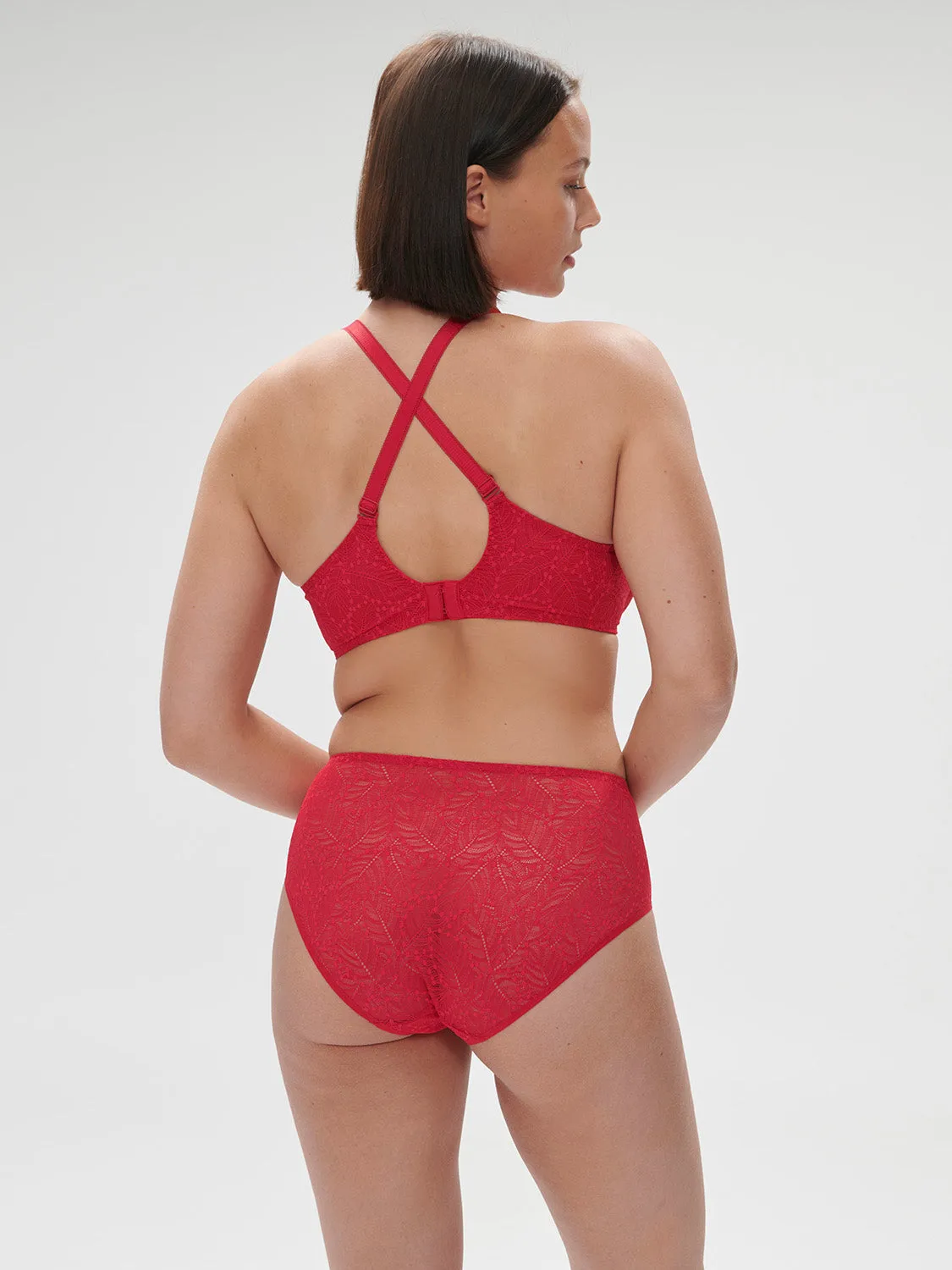 Comete Molded Full Cup - Ruby