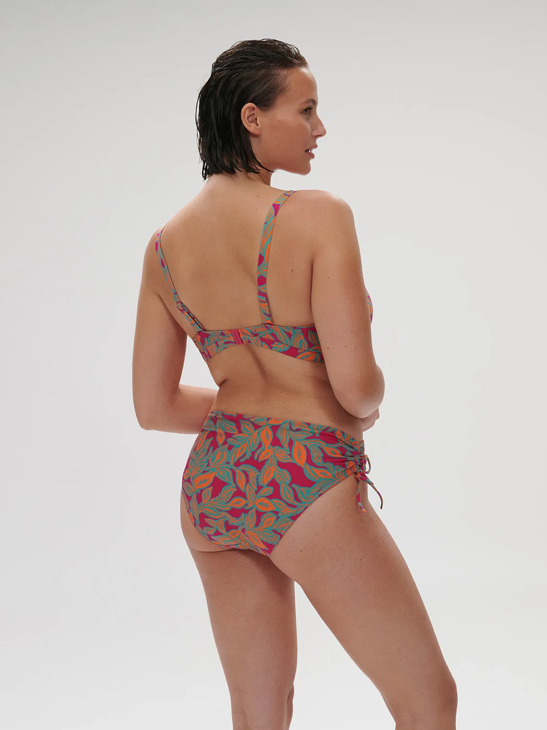 Melia Retro Brief - Menara Pink