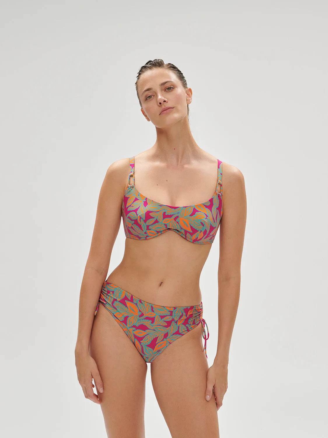 Melia Retro Brief - Menara Pink