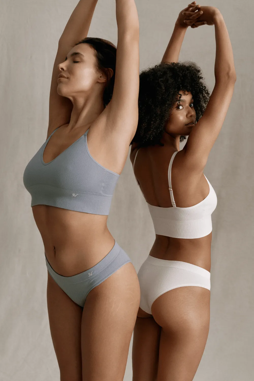 Tencel Seamless Bralette in Storm Grey. Size M (UK 10-12)